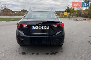 Седан Mazda 3 2017 в 