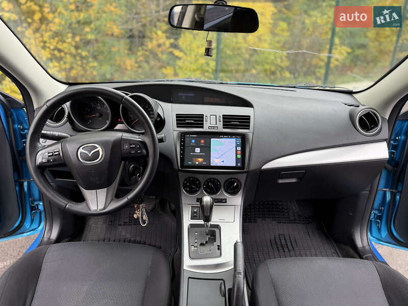 Хэтчбек Mazda 3 2010 в Киеве