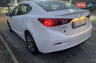 Седан Mazda 3 2015 в 