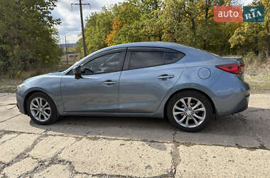 Седан Mazda 3 2016 в 