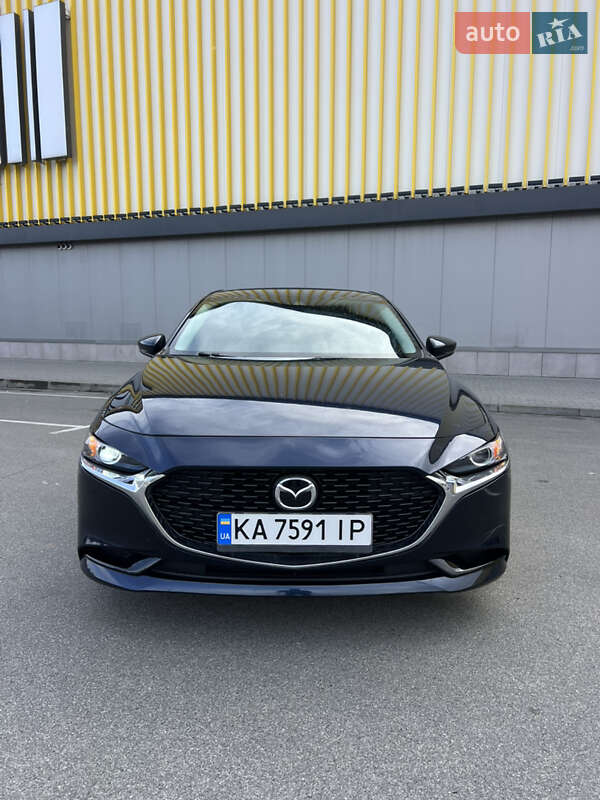 Седан Mazda 3 2020 в Киеве
