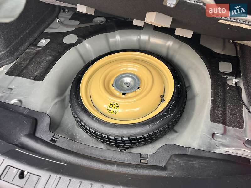 Седан Mazda 3 2011 в Луцке