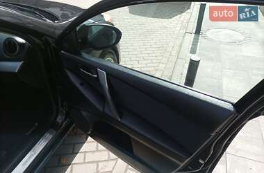 Хэтчбек Mazda 3 2009 в 