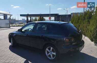 Хетчбек Mazda 3 2005 в  фото 3 Хетчбек Mazda 3 2005 в