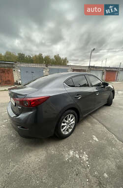 Седан Mazda 3 2015 в 
