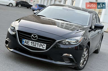 Седан Mazda 3 2016 в 