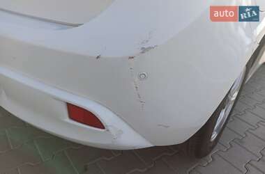 Хэтчбек Mazda 3 2009 в 