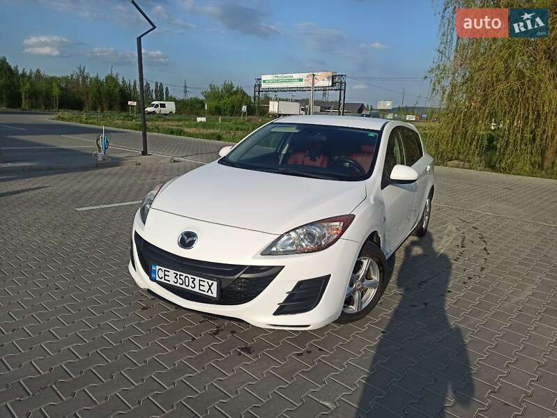 Хэтчбек Mazda 3 2009 в 