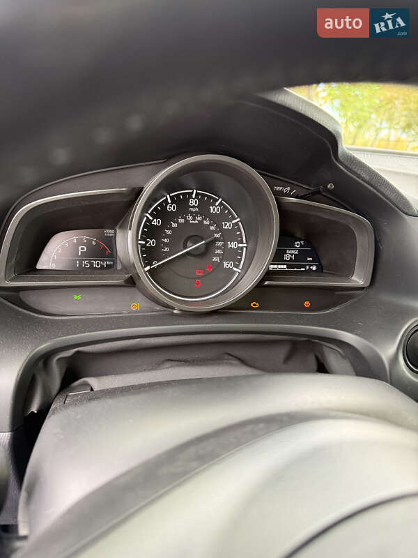 Седан Mazda 3 2018 в Киеве