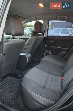Седан Mazda 3 2008 в  фото 28 Седан Mazda 3 2008 в