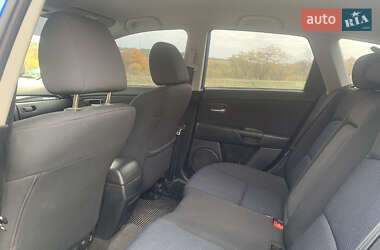 Хэтчбек Mazda 3 2004 в  фото 11 Хэтчбек Mazda 3 2004 в