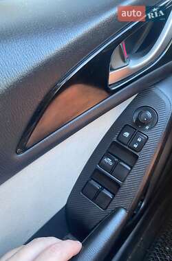 Седан Mazda 3 2013 в 