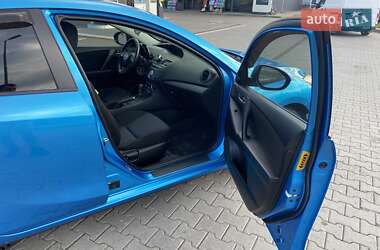Хетчбек Mazda 3 2010 в 