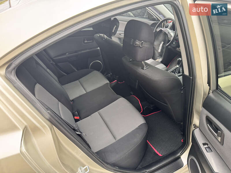 Седан Mazda 3 2008 в Запорожье