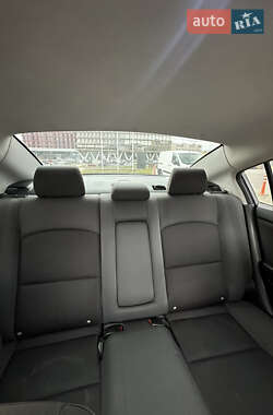Седан Mazda 3 2009 в 