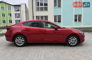 Седан Mazda 3 2014 в 