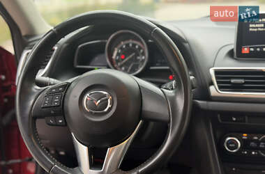 Седан Mazda 3 2014 в 
