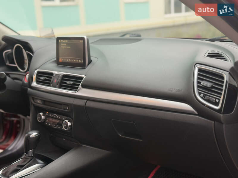 Седан Mazda 3 2014 в Виннице