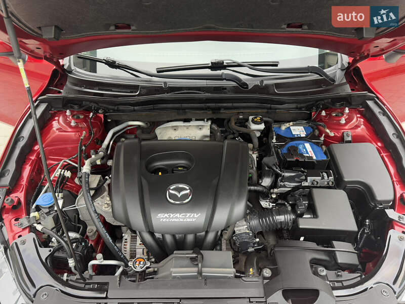 Седан Mazda 3 2014 в Виннице