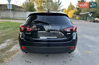 Хэтчбек Mazda 3 2016 в 