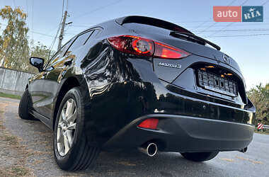 Хэтчбек Mazda 3 2016 в 