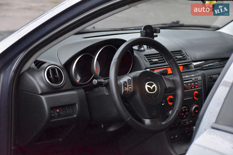 Седан Mazda 3 2007 в Виннице