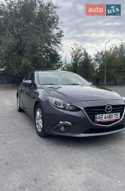 Хетчбек Mazda 3 2014 в Дніпрі