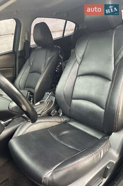 Хэтчбек Mazda 3 2014 в 