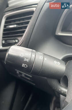 Хэтчбек Mazda 3 2014 в 