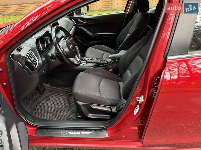 Хетчбек Mazda 3 2013 в Чернігові