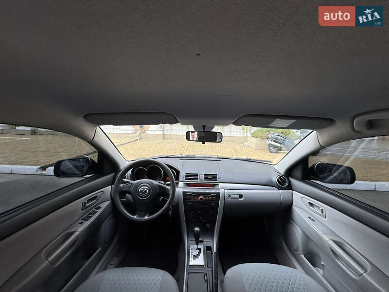 Седан Mazda 3 2006 в Одессе