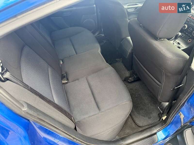 Седан Mazda 3 2006 в Черкассах