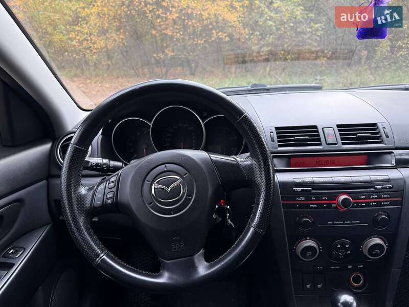 Седан Mazda 3 2006 в Черкассах