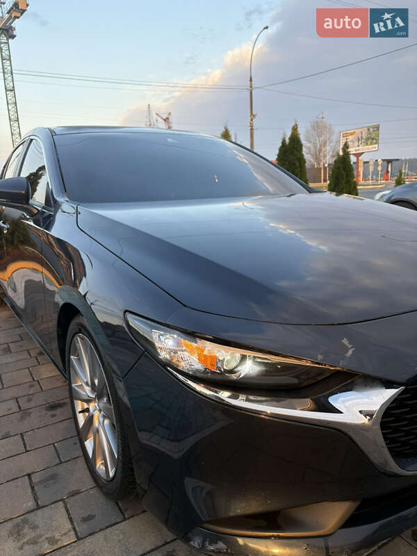 Седан Mazda 3 2021 в Ірпені