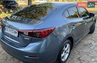 Седан Mazda 3 2014 в 