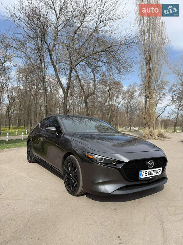 Хетчбек Mazda 3 2021 в Дніпрі