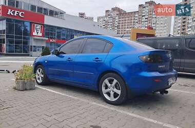 Седан Mazda 3 2005 в 