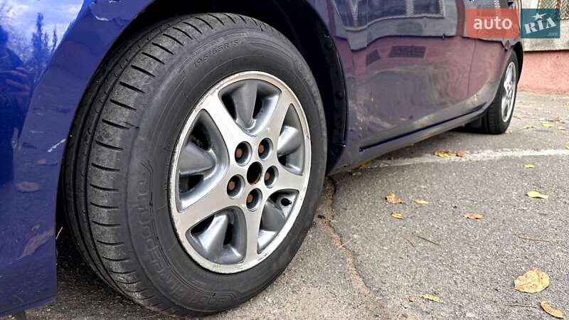 Хэтчбек Mazda 3 2011 в Южноукраинске