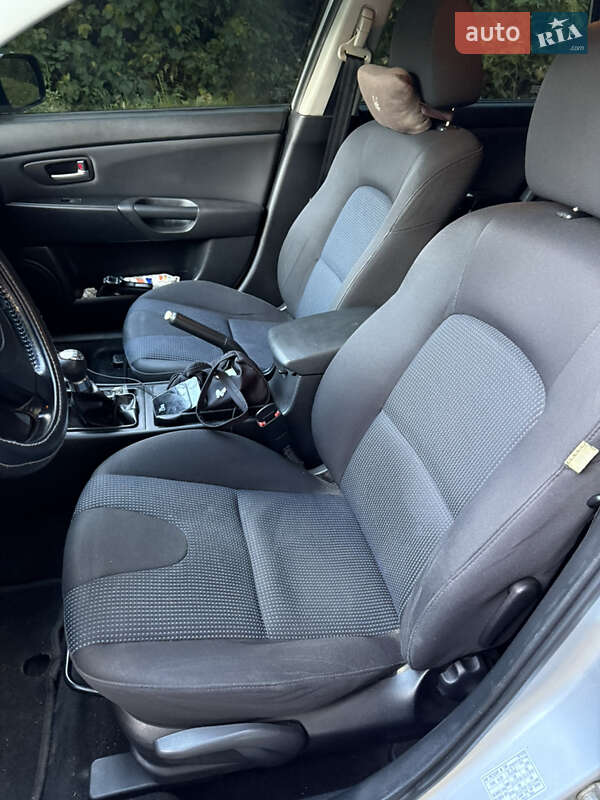 Хетчбек Mazda 3 2005 в Верхньому Водяному фото 44 Хетчбек Mazda 3 2005 в Верхньому Водяному