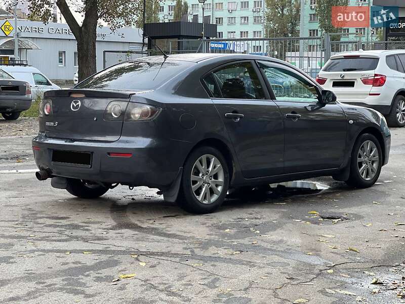 Седан Mazda 3 2008 в Киеве