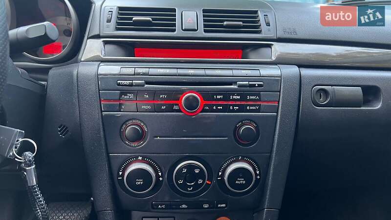 Седан Mazda 3 2008 в Киеве