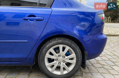 Седан Mazda 3 2007 в 