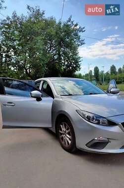 Седан Mazda 3 2016 в Києві