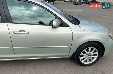 Хэтчбек Mazda 3 2008 в 