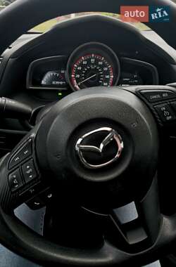 Седан Mazda 3 2013 в 