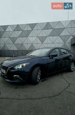 Седан Mazda 3 2013 в Горишних Плавнях