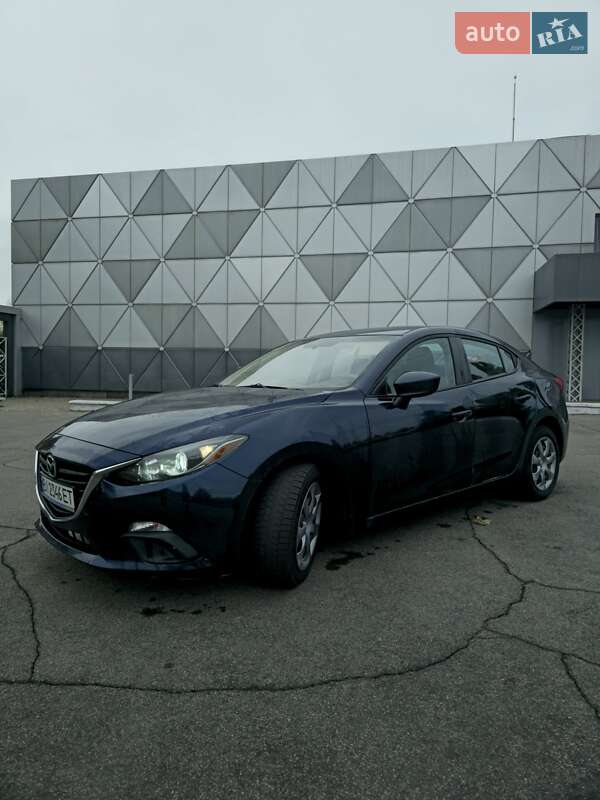 Седан Mazda 3 2013 в 