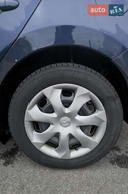 Седан Mazda 3 2013 в 