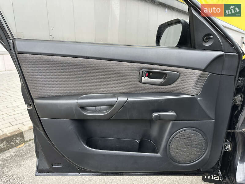 Седан Mazda 3 2008 в Києві