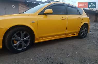 Хэтчбек Mazda 3 2004 в 